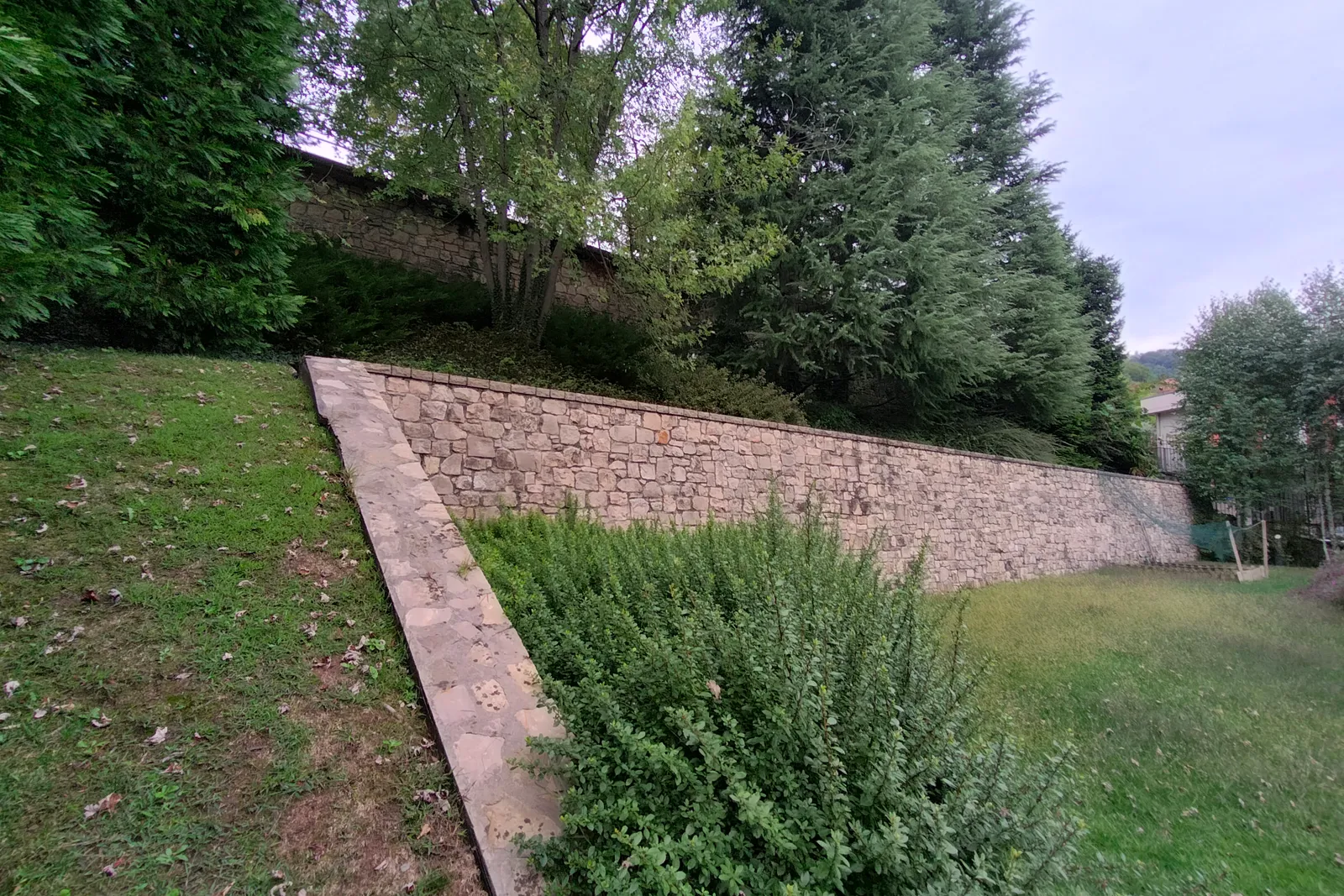 Villa con giardino