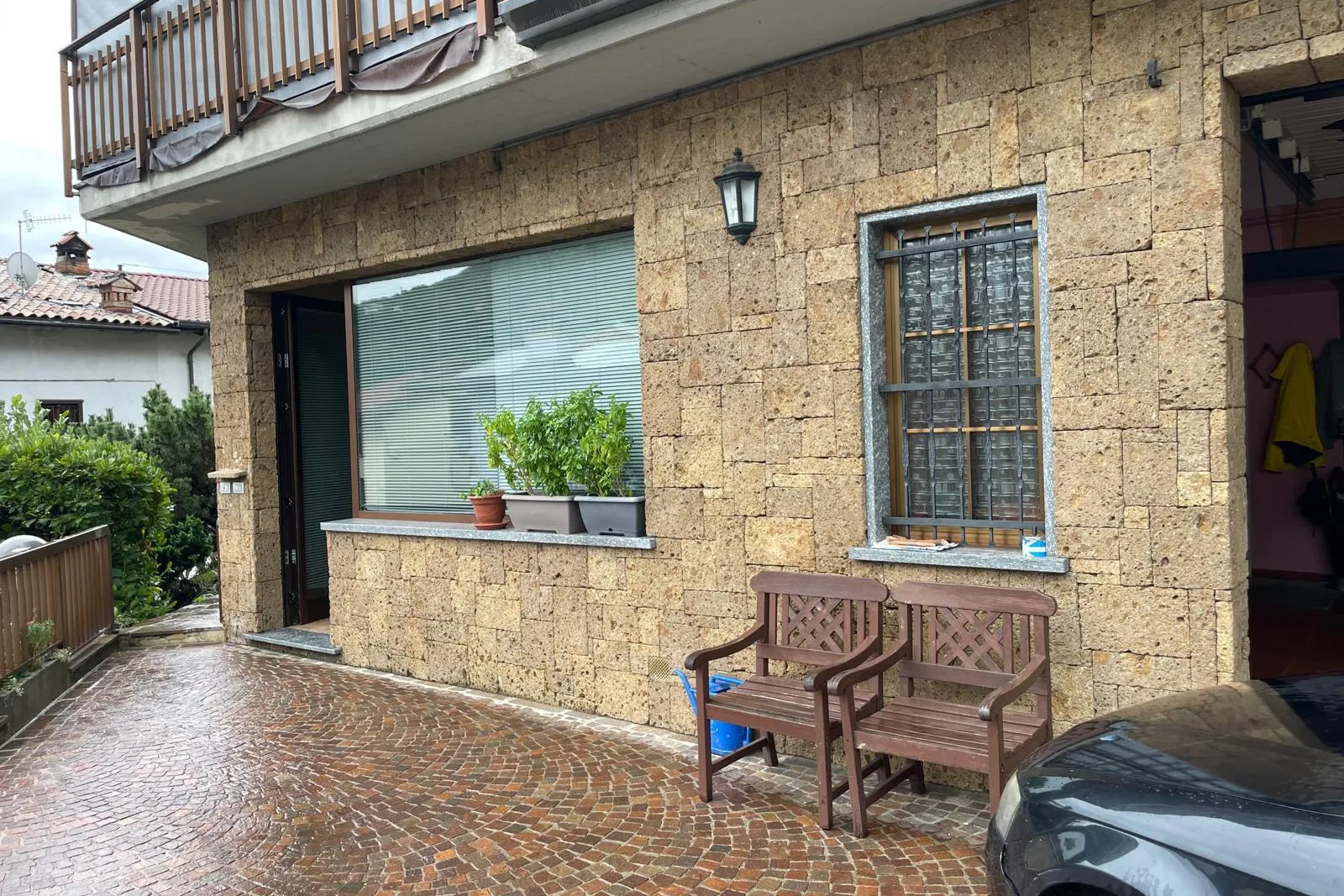 Quota ½ di porzione di ufficio