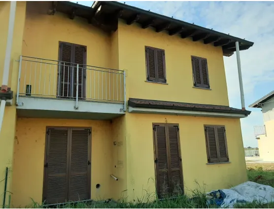 Villetta a schiera in costruzione