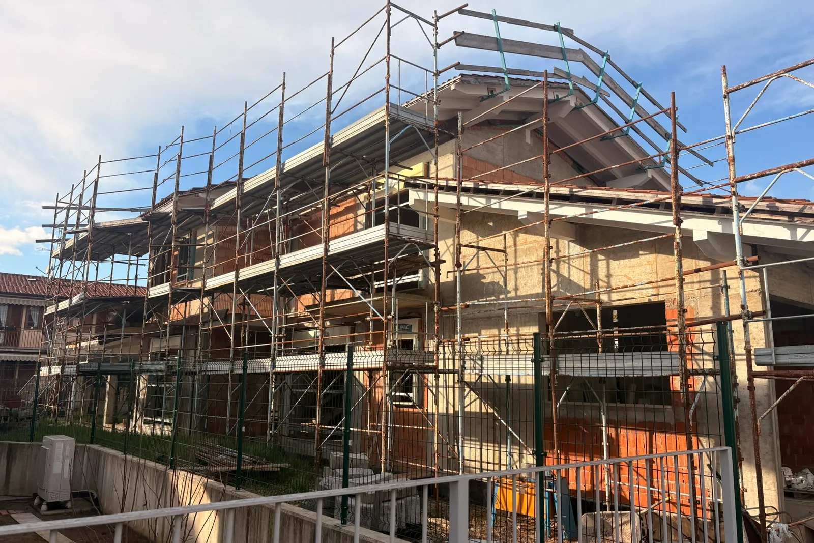 Villetta singola in costruzione