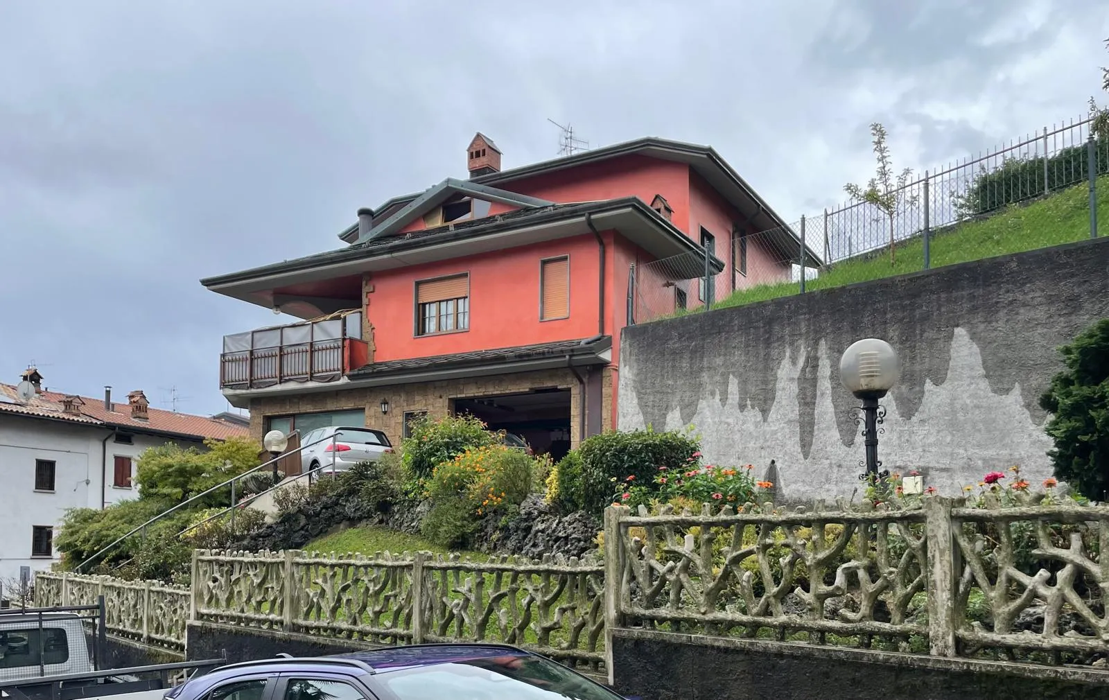 Quota ½ di porzione di ufficio
