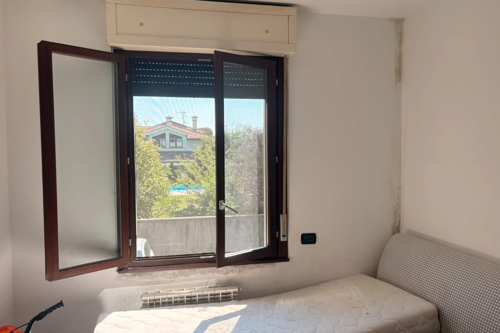 Appartamento con posto auto e cantina 