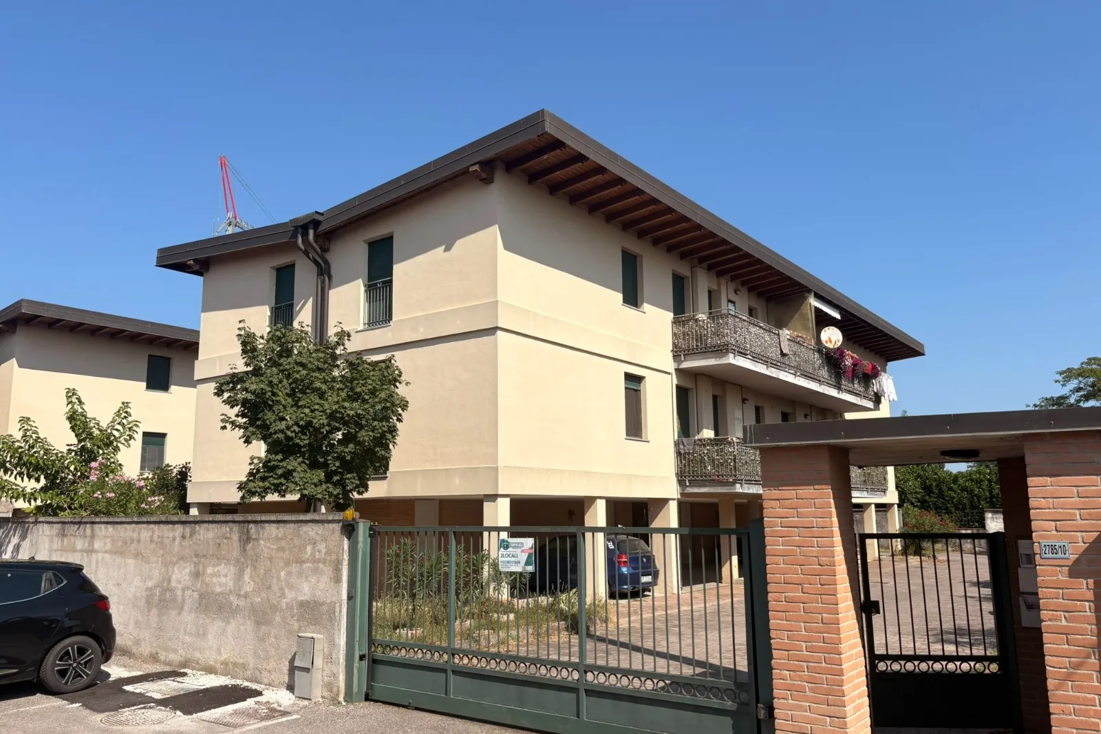 Appartamento con posto auto e cantina 