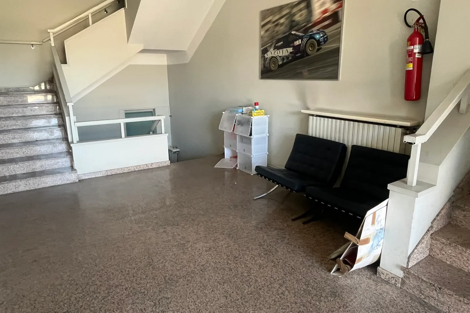 Complesso industriale e beni mobili