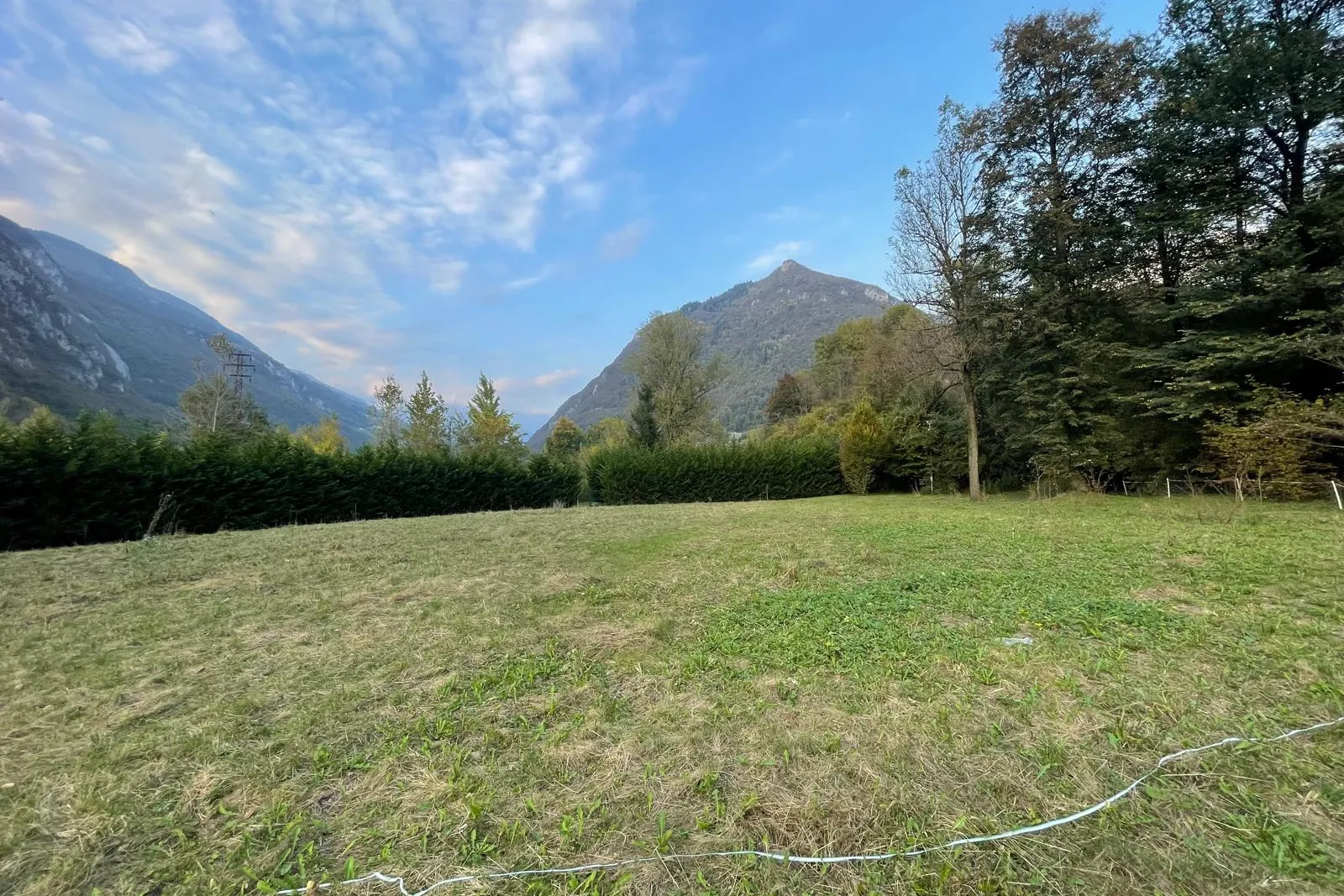 Compendio artigianale con uffici e terreno pertinenziale