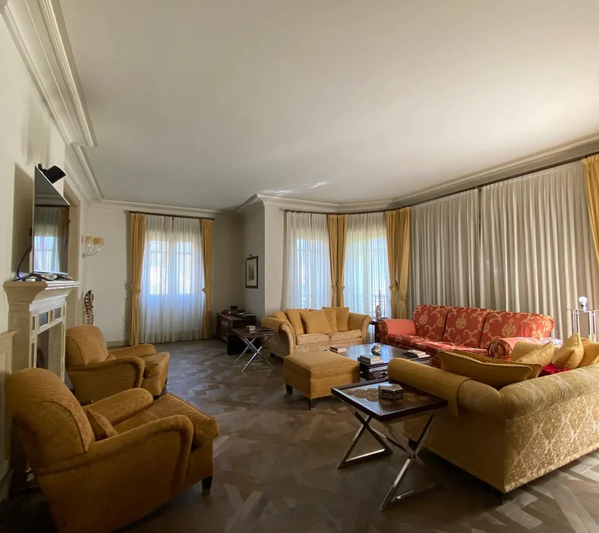 Villa con giardino