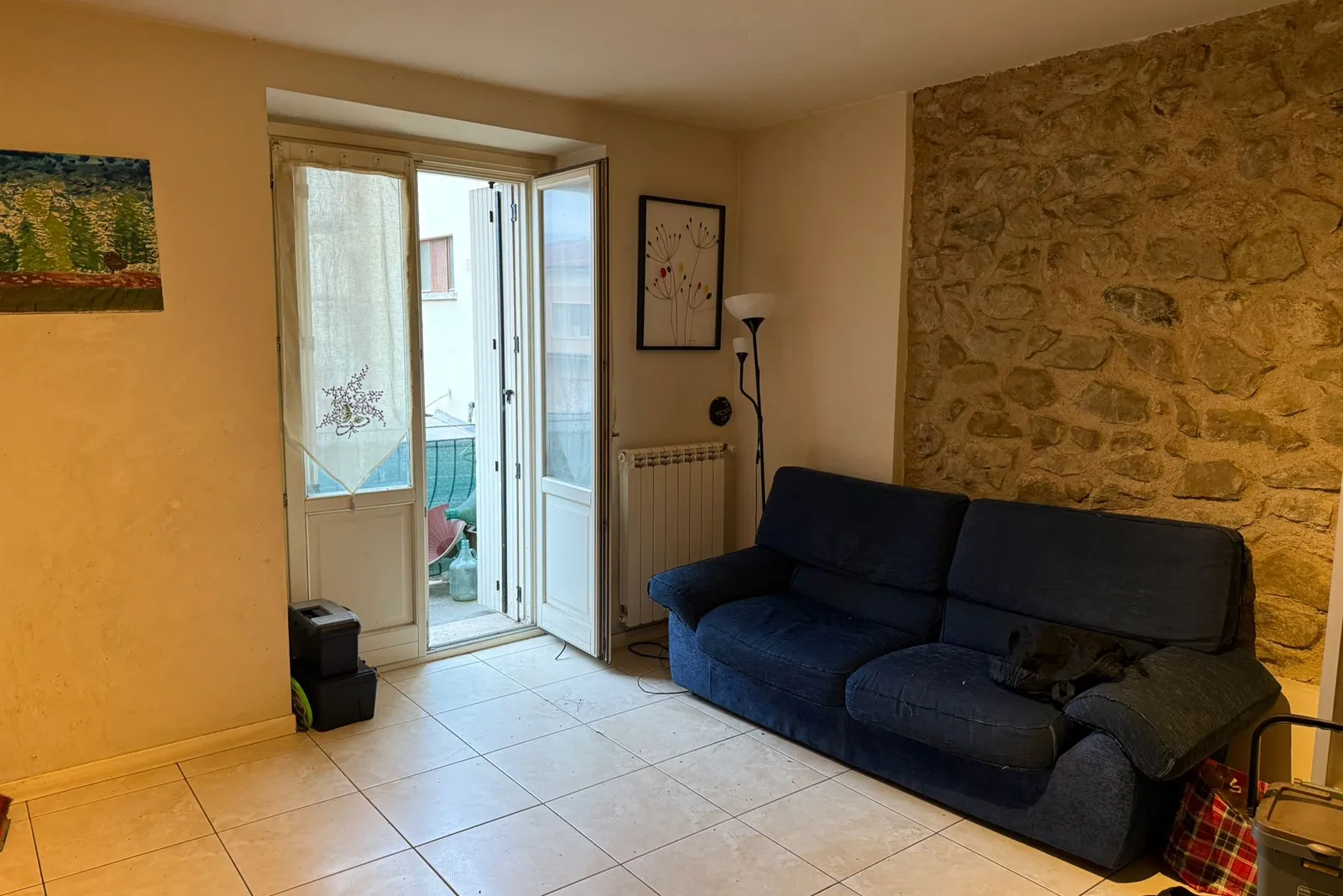 Appartamento e posto auto scoperto