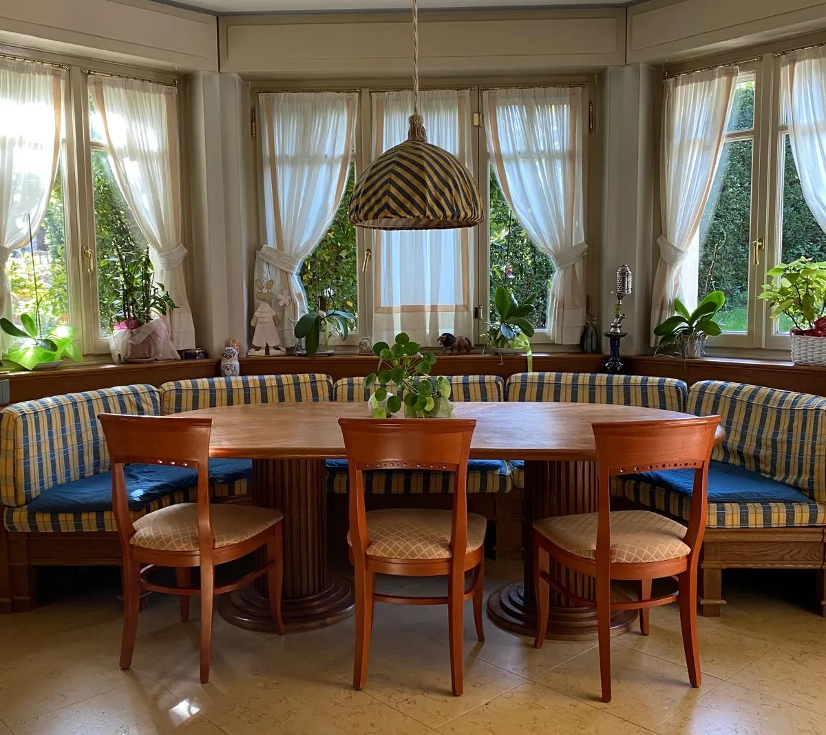 Villa con giardino