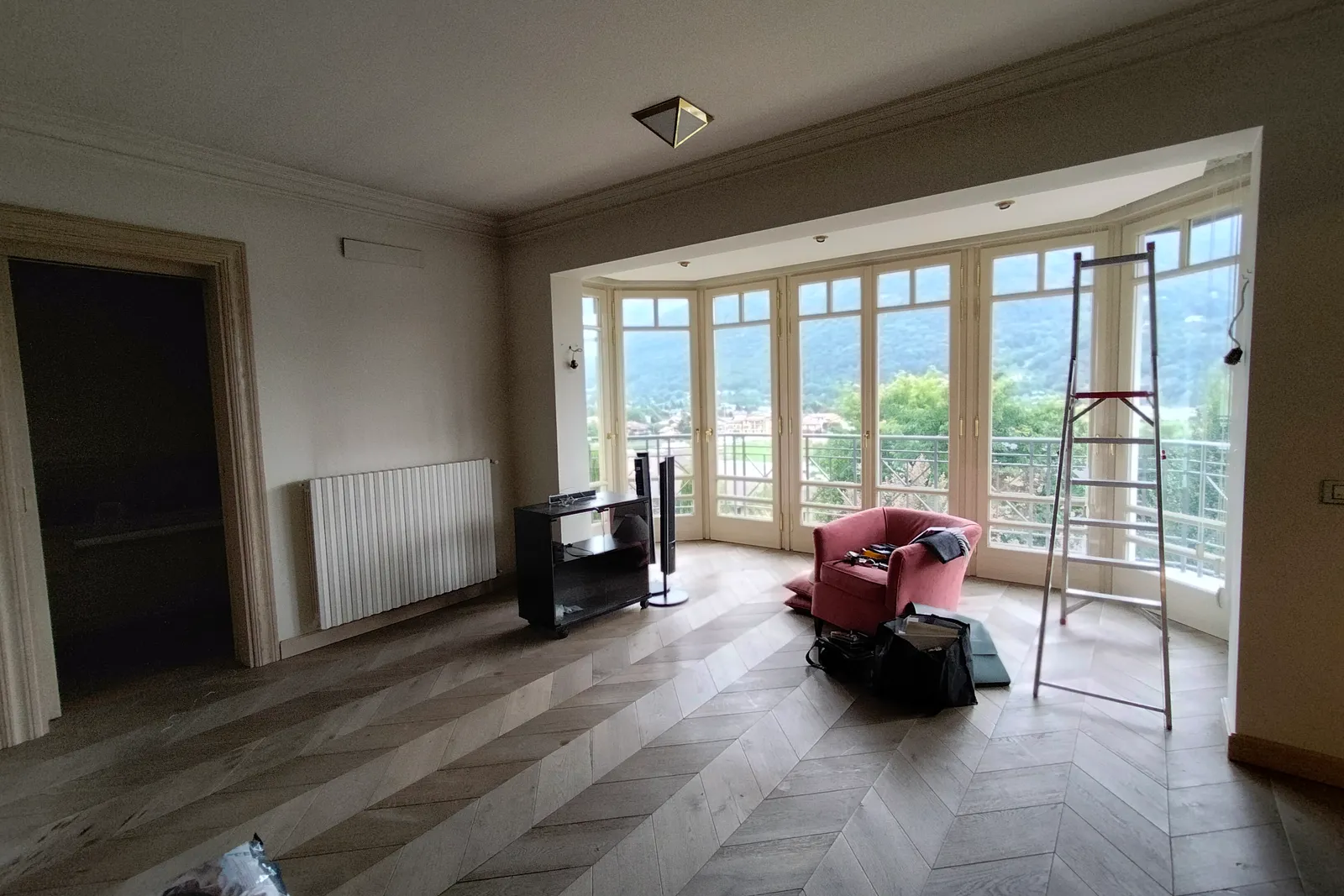 Villa con giardino