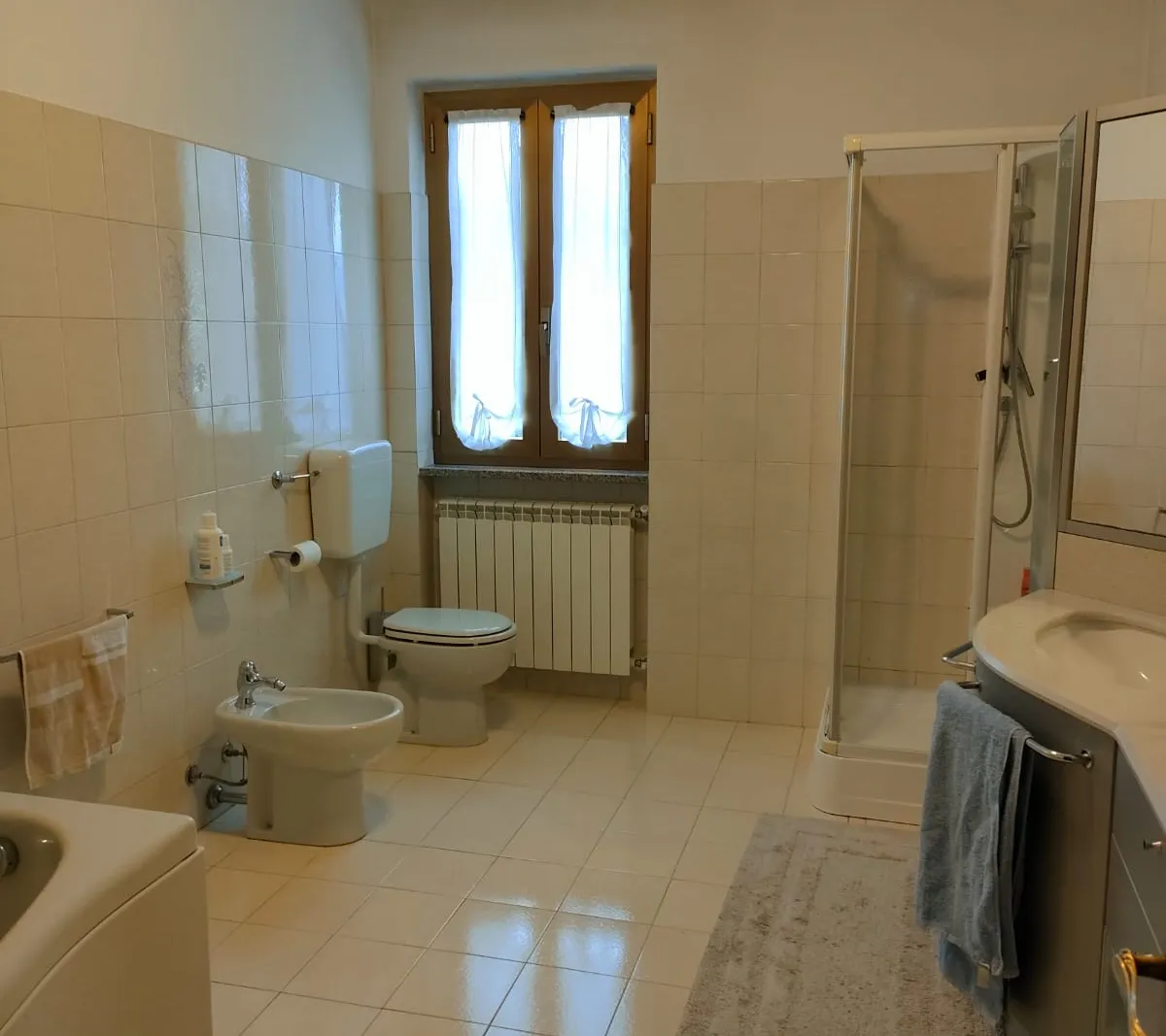 Fabbricato, parte immobile funzionale all’attività e parte residenziale